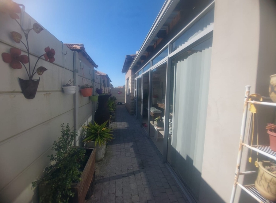 3 Bedroom Property for Sale in Mooikloof Country Estate Western Cape